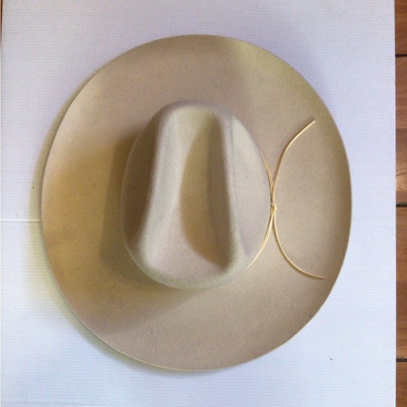 NEW! Rare Lack of Color Western Goldfinger hat - Picture 5 of 9